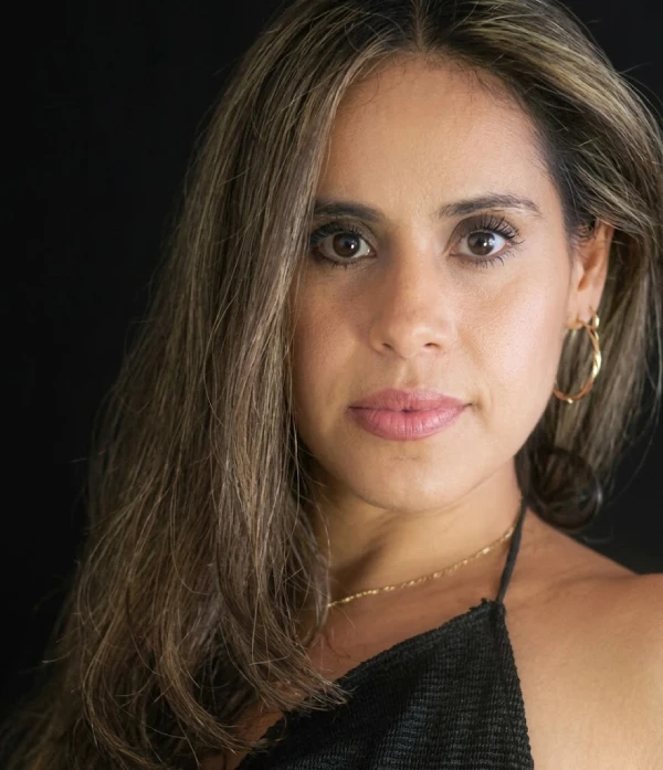 Adriana - Dirección Artística de Art Comedy