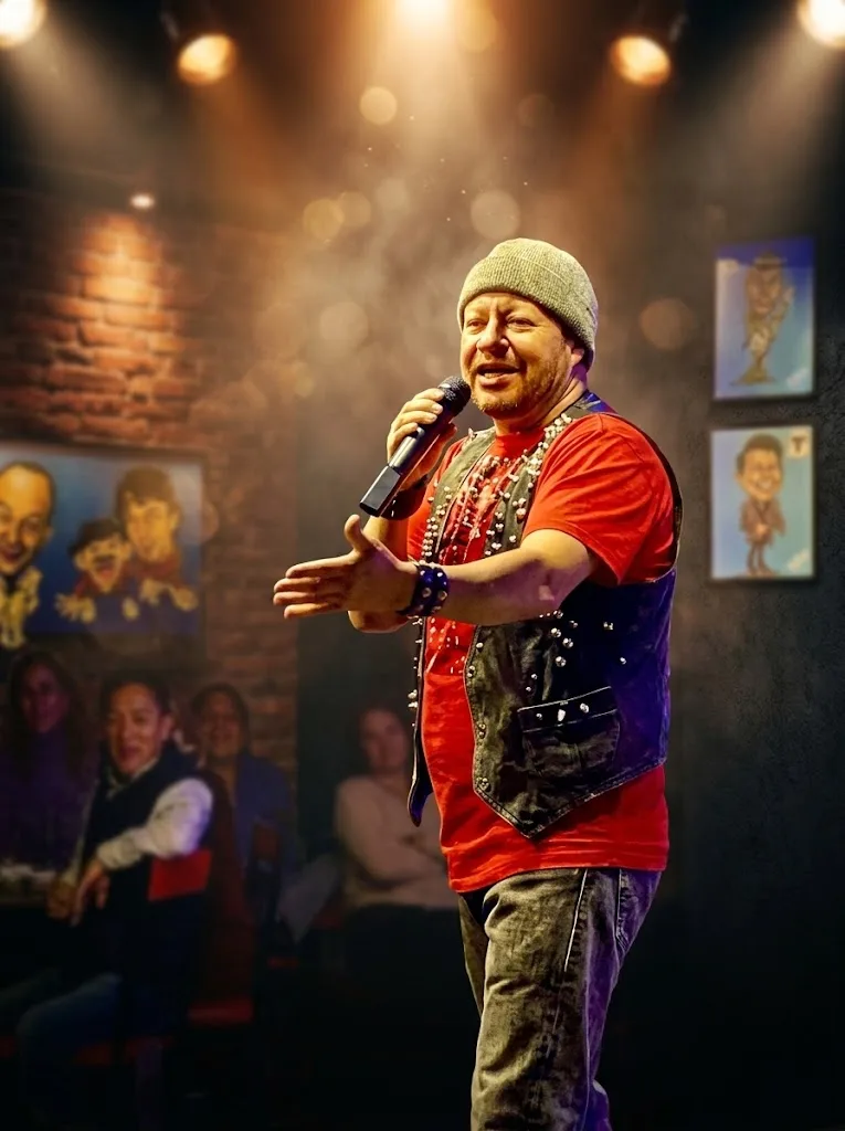 Comediante Rafa Romero para Fiestas